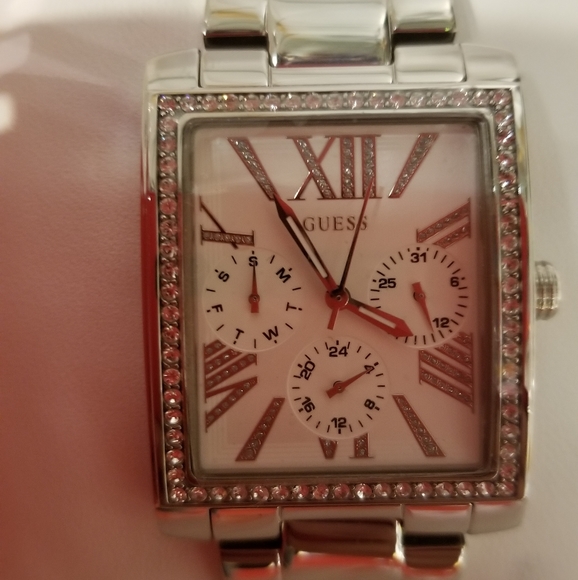 Watch - Picture 3 of 8